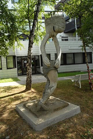 La sculpture de Charly Semser Photo Philippe HAVARD, DR